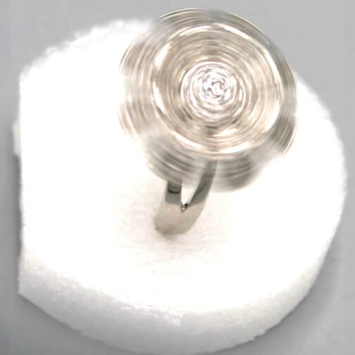 Spinning Flower ring for women's - Image 2