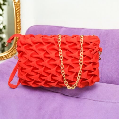 Small silky bubble bag with gold chain - Image 5