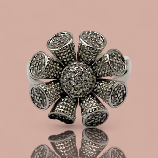 Spinning Flower ring for women's - Image 6