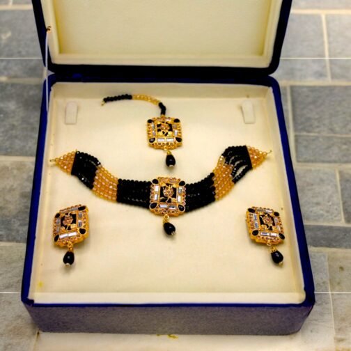 Hyderabadi Beautiful Stylish Choker Set