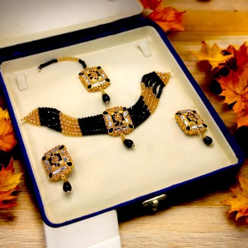Hyderabadi Beautiful Stylish Choker Set - Image 2