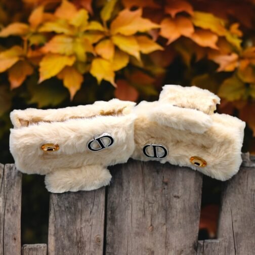 Beautiful Fluffy Stylish Hair Catcher - Image 7