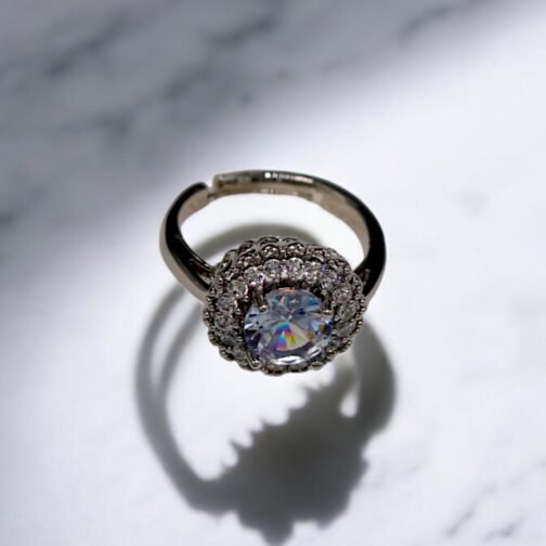 Silver ring with zircon stone - Image 4