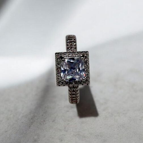 White zircon crystal ring - Image 5