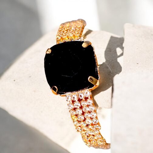 Vintage stylish bracelet with black stone