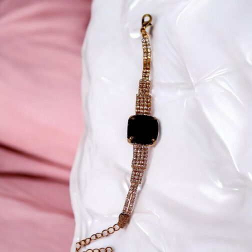 Vintage stylish bracelet with black stone - Image 4